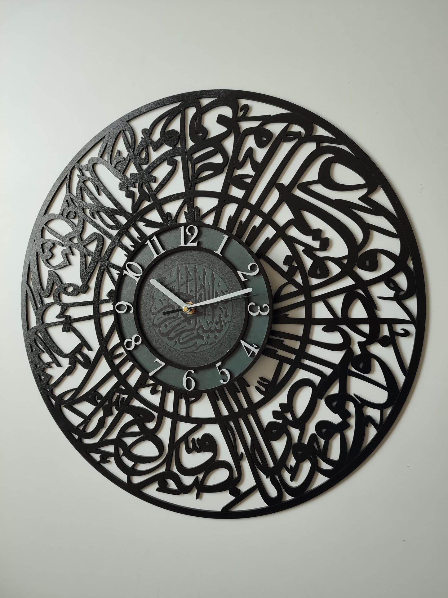 Wanduhr mit Sura Al-Asr – Ø 50 cm